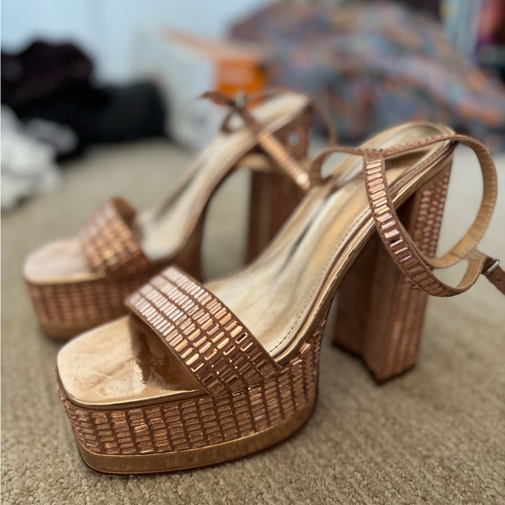 Size 8 rose gold azalea want disco heels